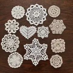 ハンドメイド　レース編みモチーフ、ミニドイリー１２枚セット