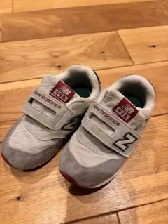 New Balance 996 スニーカー グレー/レッド/グリーン