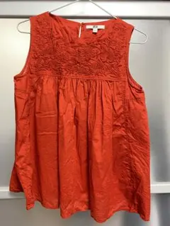 UNIQLO コットンエンブロイダリーブラウスノースリーブ 赤 刺繍 サイズS