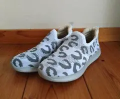 Item thumbnail for item 91b60a1e-50b0-45c9-bd73-41f178bed43d