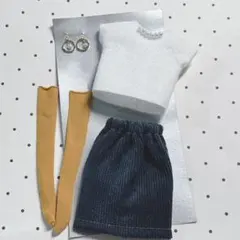 【未使用】リカちゃん服 ハンドメイド トップス スカート タイツ ピアスセット