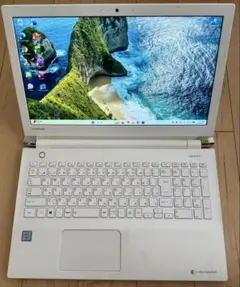 美品 ホワイト ダイナブック T75/AW Corei7 16GB SSDのサムネイル