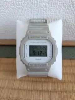 CASIO G-SHOCK DW-5600M ベージュのサムネイル