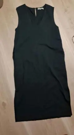 ナノ・ユニバース　ノースリーブワンピース　ダークグリーン