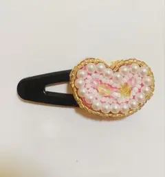 ハート型ビーズヘアクリップ