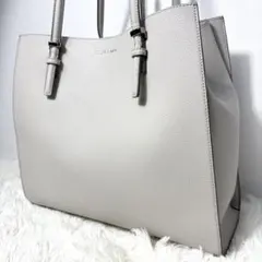 CHARLES & KEITH クラシックダブルハンドル トートバッグ グレー