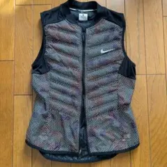 か*い様 Nike ダウンベスト レディース
