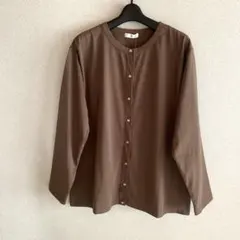 ブラウン 長袖 ボタン付きシャツ　未使用