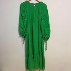 グリーン ロングワンピース