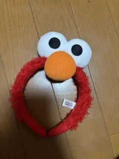 エルモ カチューシャ 赤