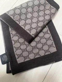 グッチ マフラー