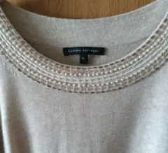 Item thumbnail for item bf0b7481-98e3-475d-8d0a-46893a95070b