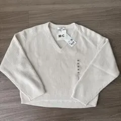 【新品タグ付】UNIQLO C Vネックショートセーター オフホワイト　XS