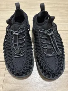 KEEN ブラック　スニーカー