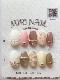 （猫の日に大人気）レオパード柄ねこちゃんネイル