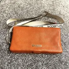 GUY LAROCHE オレンジ長財布のサムネイル