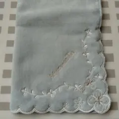 アフタヌーンティー　水色 刺繍入りタオルハンカチ