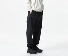 ユニクロ　ウルトラストレッチアクティブトラックパンツ　ジャージ