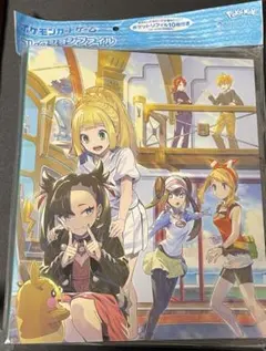 TRAINERS Salon!!と色違いのリザードンとピカチュウ＆イーブイ