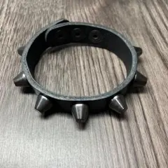 パイソンスタッズブレスレットkmriiブレスレット gundaお好き方 - メルカリ