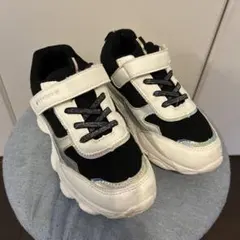 キッズ スニーカー 22センチ