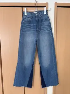 フリーズマート　バイカラーワイドデニムパンツ カットオフXSサイズ　美品のサムネイル
