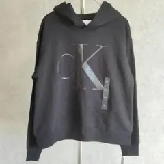 海外限定 カルバンクライン ジーンズ スパンコールロゴ フーディー 黒 レア S