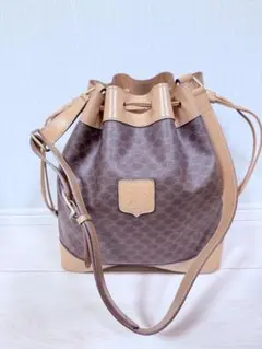 セリーヌ　レザー 巾着型 ブラウン　ショルダーバッグ