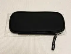 新品　shu uemura シュウウエムラ　ブラシポーチ　ノベルティ　ポーチのサムネイル