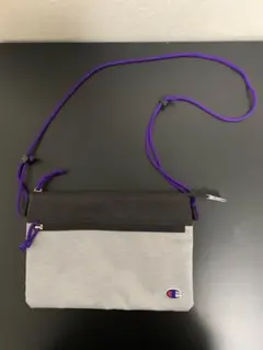 Champion サコッシュ グレー×ブラック パープル紐のサムネイル