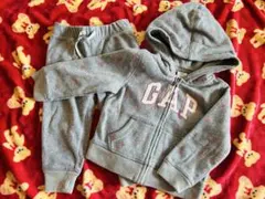 GAP フード付きトレーナーとパンツセット