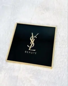 Yves Saint Laurentスクエアミラー ロゴ入りイヴ・サンローランのサムネイル