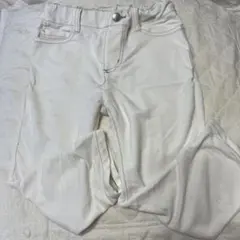春夏ハッカキッズhakkakidsの真っ白パンツ　ズボン　120 長ズボン　軽いのサムネイル