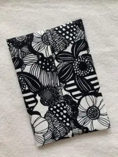 ポケットティッシュケース（A417）北欧風花柄　ハンドメイド