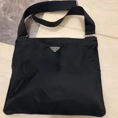PRADA ブラック ショルダーバッグ
