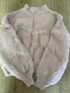 フワフワピンク長袖ショートニットのサムネイル
