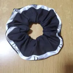 Dior 黒 シュシュ