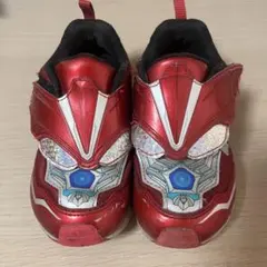 ウルトラマンオメガ　靴　スニーカー キッズ 赤 16cmのサムネイル