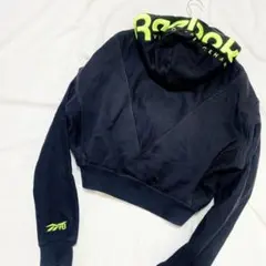 Reebok ビクトリア・ベッカム コラボ クロップドパーカー ブラック M