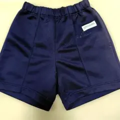 130サイズ 紺色 ショートパンツ