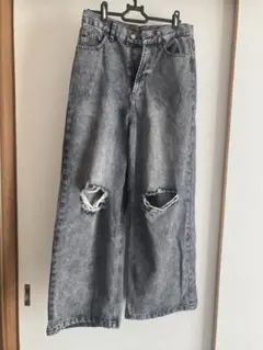 ダメージジーンズ　ワイドパンツ