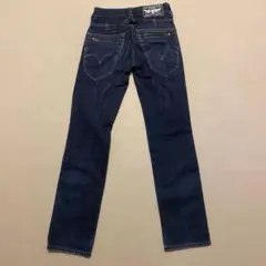 Item thumbnail for item 60166b87-a001-48aa-a628-e02bf3904bd9