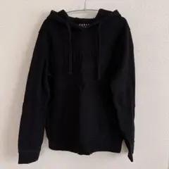 guess　ゲス　パーカー