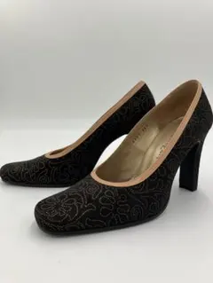 Yves Saint Laurent ハイヒールのサムネイル