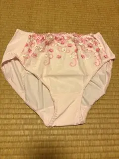 Item thumbnail for item 8399b68a-5877-423f-b7e7-898cdf22e67c