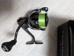 値下げ中！Shimano 20TWIN POWER 2500Sスピニングリールのサムネイル