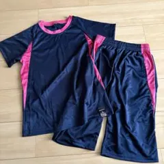 Tシャツとハーフパンツセット　ネイビー✖️ピンク