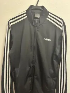 adidas ブラック ジップアップジャケット