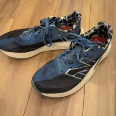 ニューバランス NEW BALANCE FuelCell REBEL26.5cm