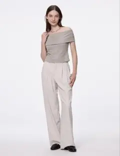 【新品】GU オフショルダーT グレー カーキ 完売品